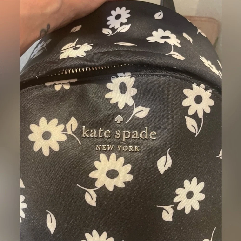 Kate Spade Chelsea Daisy Floral Print Medium Backpack